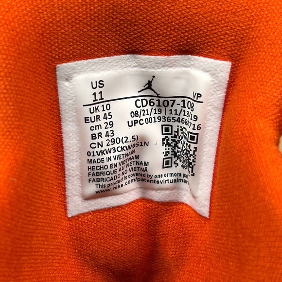 Nike Air Jordan Maxin 200, Men’s Shoes Orange and Black CD6107-108 Size 11 - Picture 6 of 9